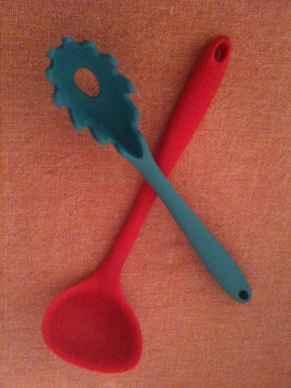 silicone kitchen utensils